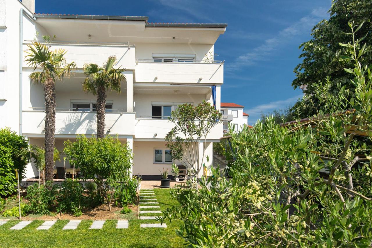 Apartments Oleander Krk Town Exteriér fotografie