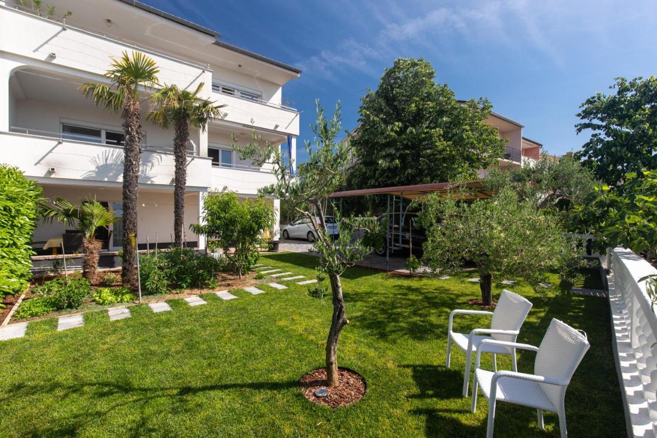 Apartments Oleander Krk Town Exteriér fotografie